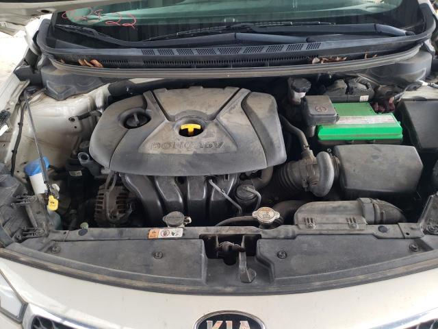 Photo 7 from auction – 2015 KIA FORTE LX with VIN KNAFK4A69F5330758