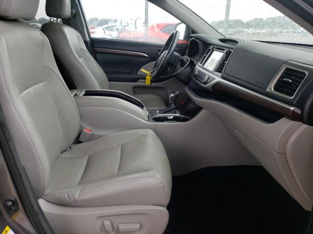 Photo 5 from auction – 2014 TOYOTA HIGHLANDER with VIN 5TDYKRFHXES019075