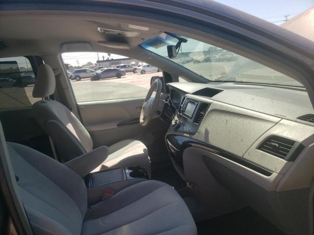 Photo 5 from auction – 2013 TOYOTA SIENNA LE with VIN 5TDKK3DC8DS329783
