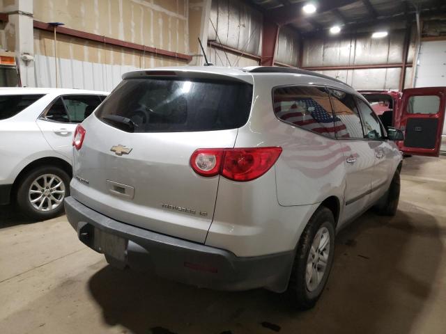 Photo 4 from auction – 2009 CHEVROLET TRAVERSE L with VIN 1GNEV13D59S179995