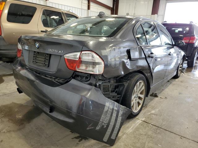 Photo 4 from auction – 2006 BMW 325 XI with VIN WBAVD135X6KV06646