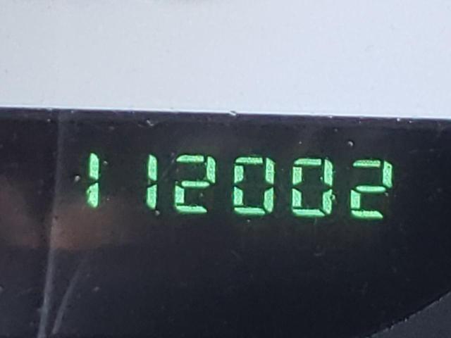 Photo 8 from auction – 2006 CHRYSLER TOWN & COU with VIN 1A4GP45R76B601213