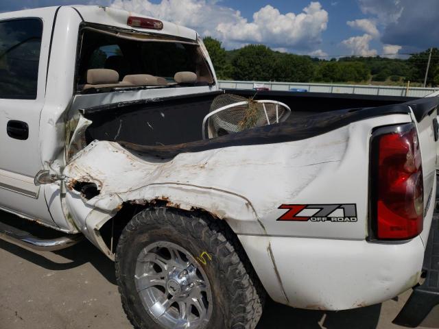 Photo 9 from auction – 2005 CHEVROLET SILVERADO with VIN 2GCEK13TX51105281
