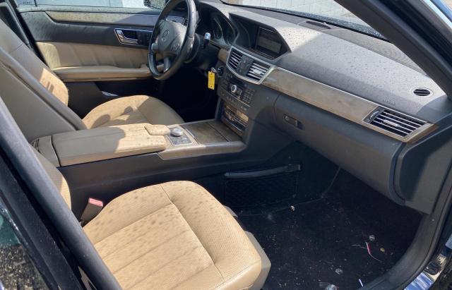 Photo 5 from auction – 2010 MERCEDES-BENZ E 550 with VIN WDDHF7CB6AA054220
