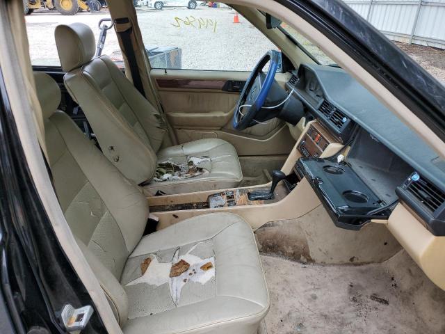 Photo 5 from auction – 1990 MERCEDES-BENZ 300 E with VIN WDBEA30D5LB209491