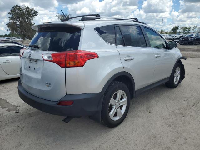Photo 4 from auction – 2013 TOYOTA RAV4 XLE with VIN JTMRFREV8DD038041