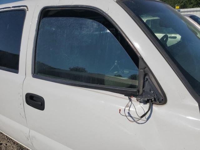 Photo 10 from auction – 2006 CHEVROLET SILVERADO with VIN 2GCEC13T461211420