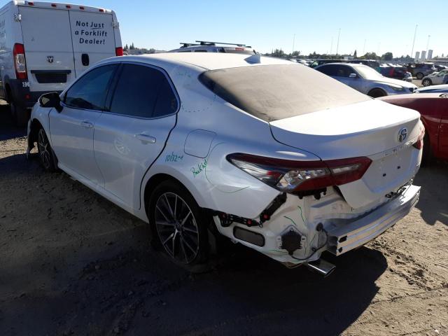 Photo 3 from auction – 2022 TOYOTA CAMRY XLE with VIN 4T1F31AK5NU595477