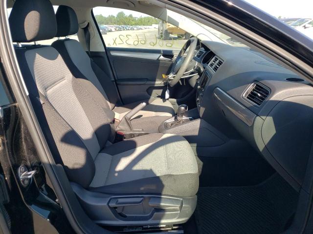 Photo 5 from auction – 2017 VOLKSWAGEN JETTA S with VIN 3VW2B7AJ6HM381040