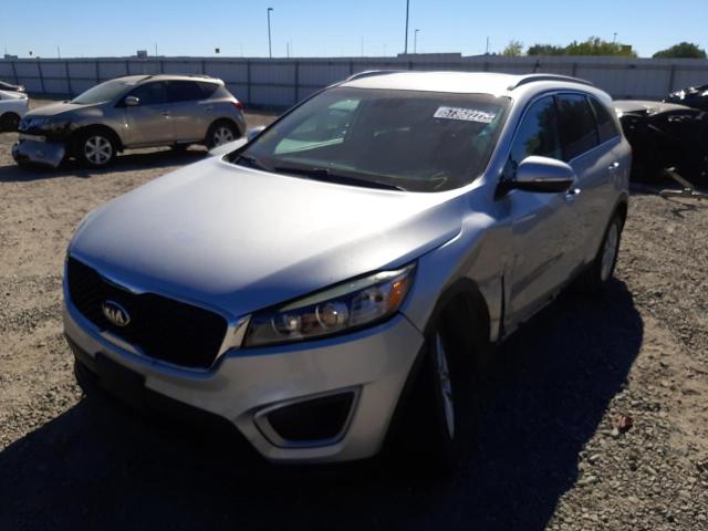 Photo 2 from auction – 2017 KIA SORENTO LX with VIN 5XYPGDA52HG219771
