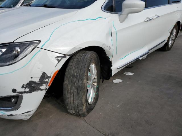 Photo 9 from auction – 2018 CHRYSLER PACIFICA T with VIN 2C4RC1BG0JR257357
