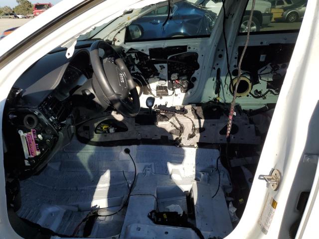 Photo 5 from auction – 2015 AUDI A8 L QUATT with VIN WAU32AFDXFN030798