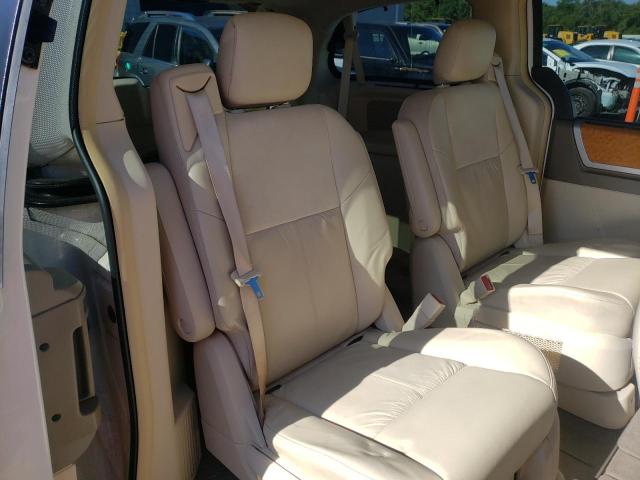 Photo 6 from auction – 2008 CHRYSLER TOWN & COU with VIN 2A8HR64XX8R739941