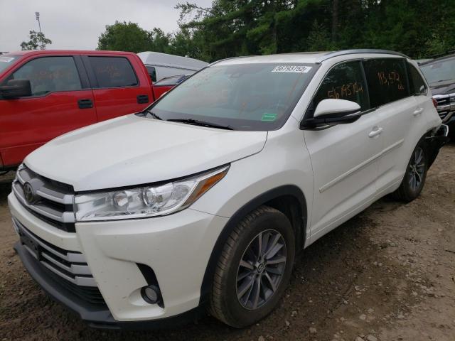 Photo 2 from auction – 2017 TOYOTA HIGHLANDER with VIN 5TDJZRFH6HS366193
