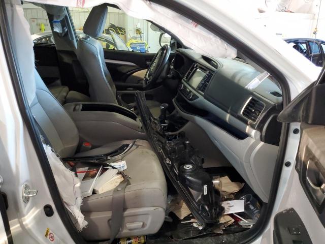 Photo 5 from auction – 2019 TOYOTA HIGHLANDER with VIN 5TDJZRFH5KS574282
