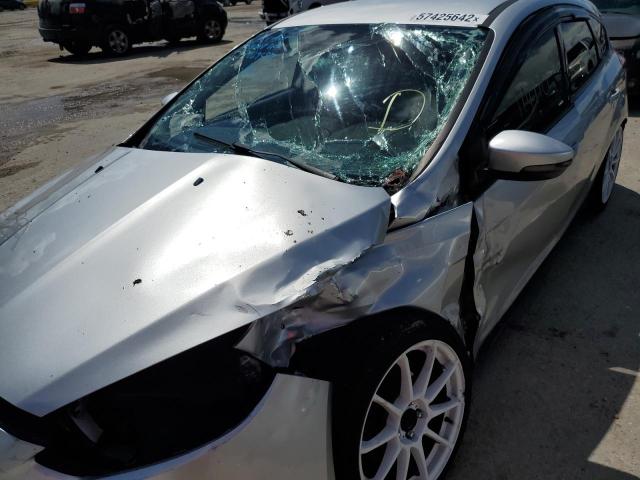Photo 9 from auction – 2016 FORD FOCUS SE with VIN 1FADP3K28GL385643