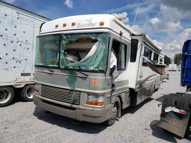Photo 2 from auction – 2000 FLEETWOOD BOUNDER with VIN 3FCNF53S0YJA02727