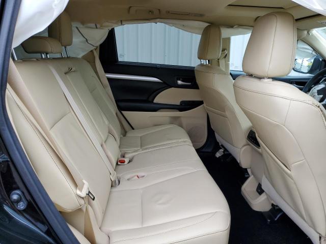 Photo 6 from auction – 2016 TOYOTA HIGHLANDER with VIN 5TDKKRFH0GS157491