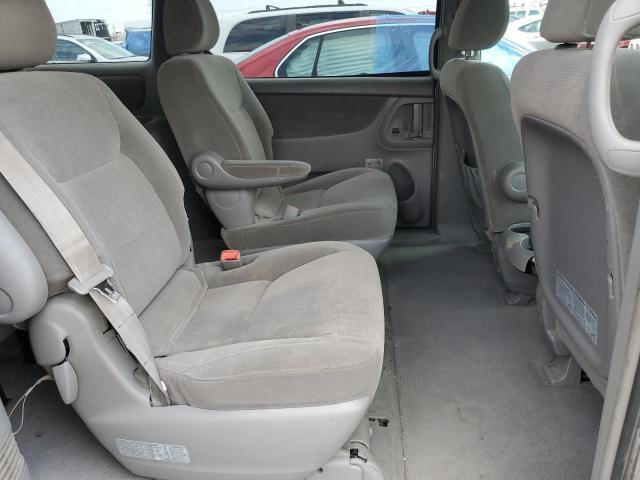 Photo 6 from auction – 2004 TOYOTA SIENNA CE with VIN 5TDZA23C24S019237