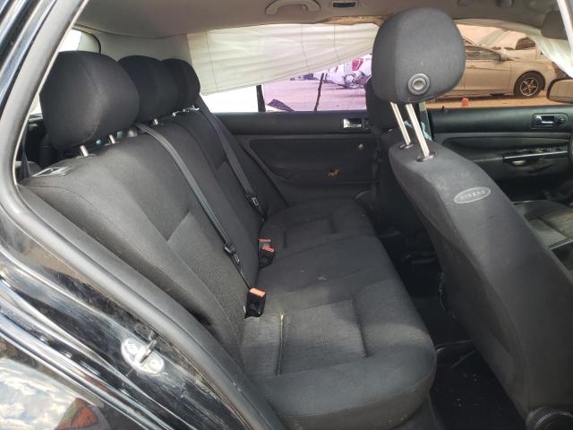 Photo 6 from auction – 2004 VOLKSWAGEN GOLF with VIN 9BWFR61J744036475