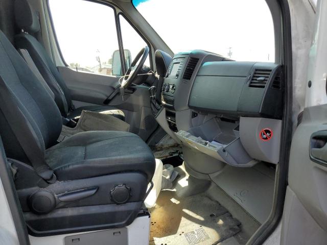 Photo 5 from auction – 2014 MERCEDES-BENZ SPRINTER with VIN WDAPF4CC1E9576230