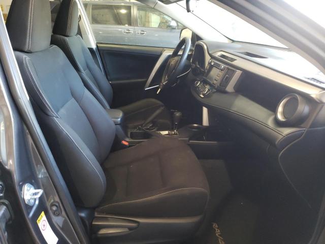Photo 5 from auction – 2014 TOYOTA RAV4 XLE with VIN JTMRFREV0EJ002010