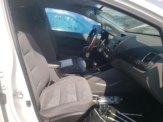 Photo 5 from auction – 2017 KIA FORTE LX with VIN 3KPFK4A70HE123288