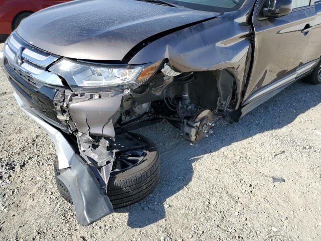 Photo 9 from auction – 2017 MITSUBISHI OUTLANDER with VIN JA4AD2A39HZ034405