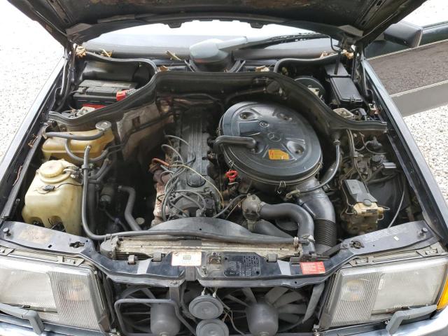 Photo 7 from auction – 1990 MERCEDES-BENZ 300 E with VIN WDBEA30D5LB209491