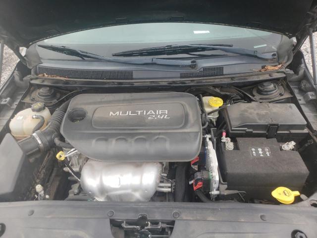 Photo 7 from auction – 2015 CHRYSLER 200 LIMITE with VIN 1C3CCCAB1FN577643