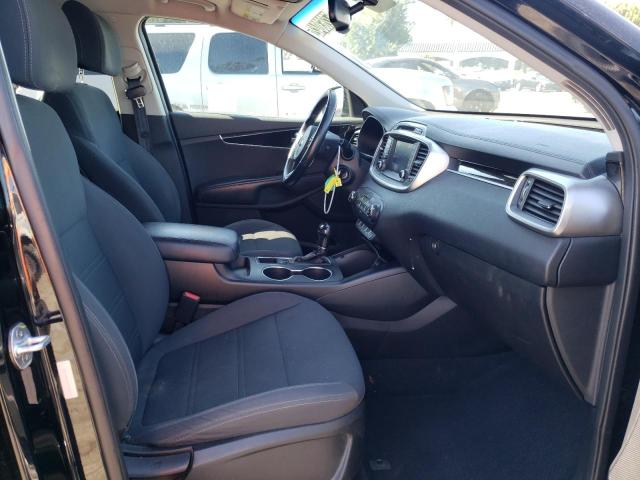 Photo 5 from auction – 2017 KIA SORENTO LX with VIN 5XYPG4A36HG303347