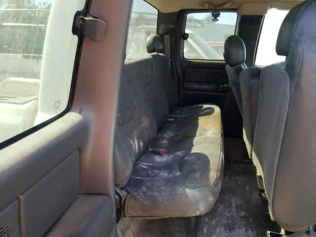 Photo 6 from auction – 2004 GMC SIERRA C25 with VIN 1GTHC29U64E269592