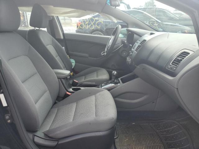 صورة رقم 5 من المزاد - 2017 KIA FORTE LX مع VIN 3KPFK4A77HE089902