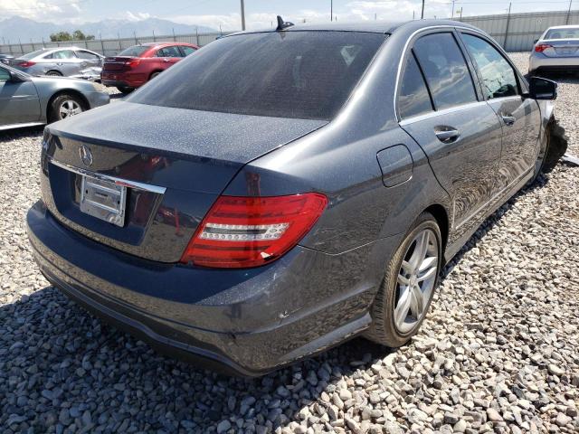 Photo 4 from auction – 2014 MERCEDES-BENZ C 250 with VIN WDDGF4HB2EA944478