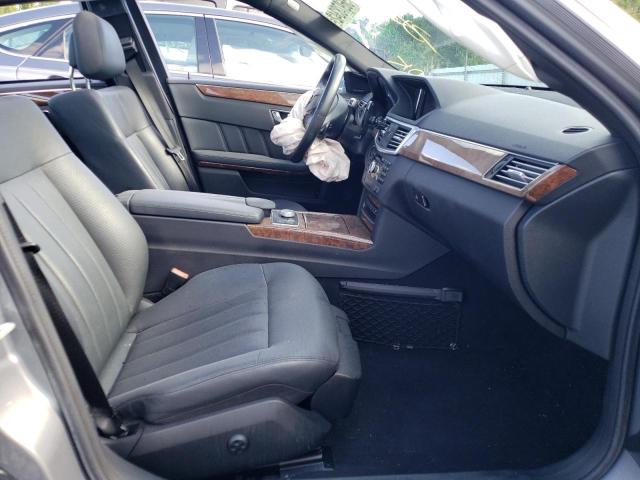 Photo 5 from auction – 2011 MERCEDES-BENZ E 550 4MAT with VIN WDDHF9ABXBA499513
