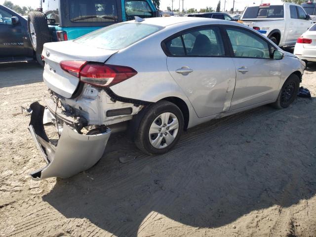 Photo 4 from auction – 2018 KIA FORTE LX with VIN 3KPFK4A72JE214276