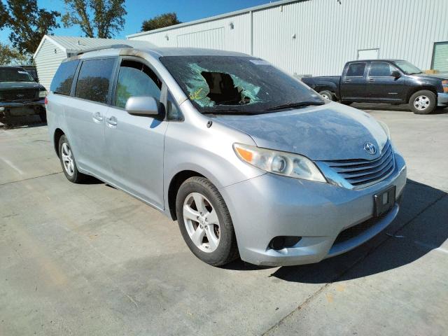 TOYOTA SIENNA LE 2013 with VIN 5TDKK3DC3DS398963 - Photo from auction