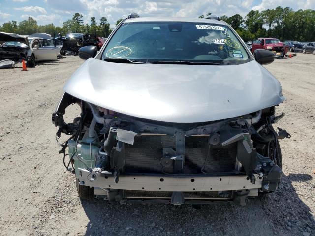 Photo 9 from auction – 2018 TOYOTA RAV4 LE with VIN JTMZFREV3JJ159802