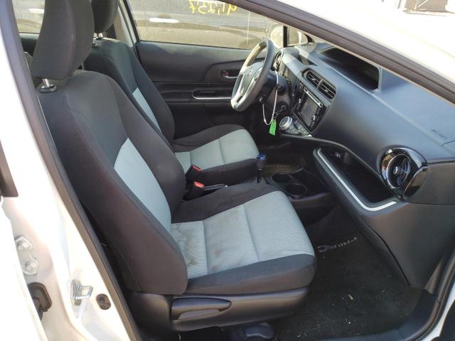 Photo 5 from auction – 2015 TOYOTA PRIUS C with VIN JTDKDTB33F1584323