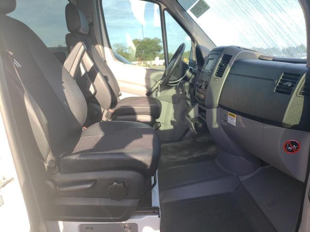 Photo 5 from auction – 2018 MERCEDES-BENZ SPRINTER 2 with VIN WD4PE7CD7JP596181