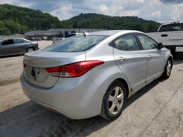 Photo 4 from auction – 2013 HYUNDAI ELANTRA GL with VIN 5NPDH4AE2DH260873