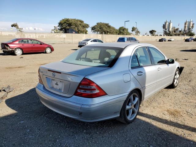 Photo 4 from auction – 2003 MERCEDES-BENZ C 320 with VIN WDBRF64J73F353444