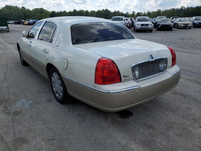 Photo 3 from auction – 2004 LINCOLN TOWN CAR U with VIN 1LNHM83W94Y640894
