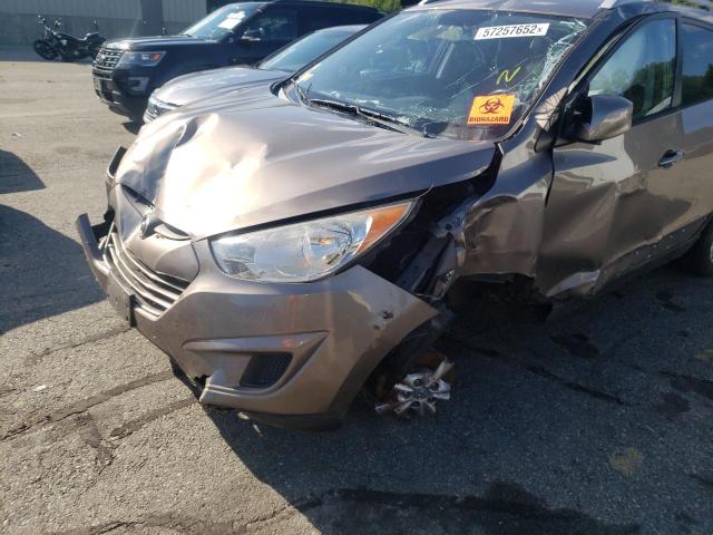 Photo 9 from auction – 2011 HYUNDAI TUCSON GLS with VIN KM8JUCAC8BU226247