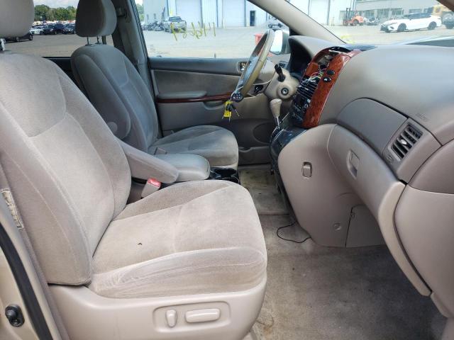 Photo 5 from auction – 2005 TOYOTA SIENNA XLE with VIN 5TDZA22C75S302901