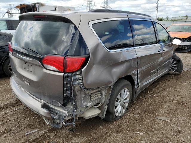 Photo 4 from auction – 2017 CHRYSLER PACIFICA T with VIN 2C4RC1BG5HR704680