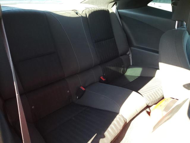 Photo 6 from auction – 2015 CHEVROLET CAMARO LS with VIN 2G1FB1E37F9309310