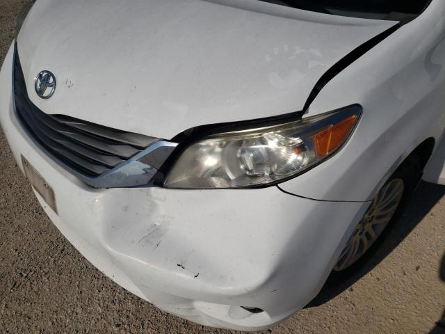 Photo 9 from auction – 2014 TOYOTA SIENNA XLE with VIN 5TDYK3DC3ES424375