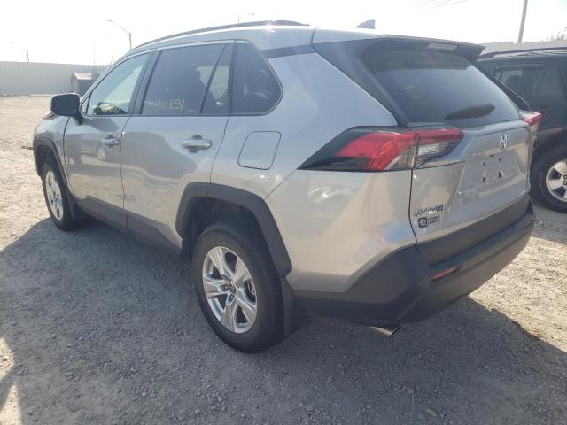 Photo 3 from auction – 2021 TOYOTA RAV4 XLE with VIN 2T3R1RFV8MC199877