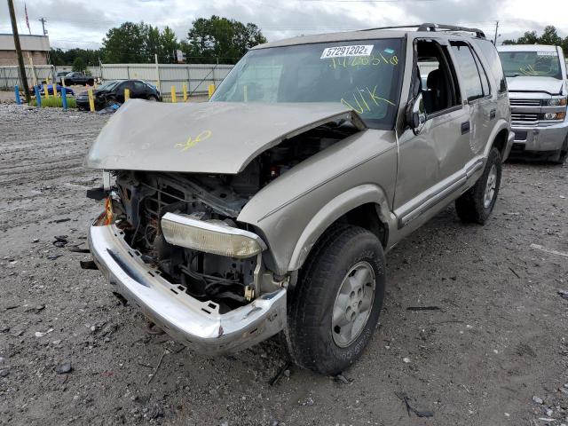 Photo 2 from auction – 2000 CHEVROLET BLAZER with VIN 1GNDT13W8Y2142831